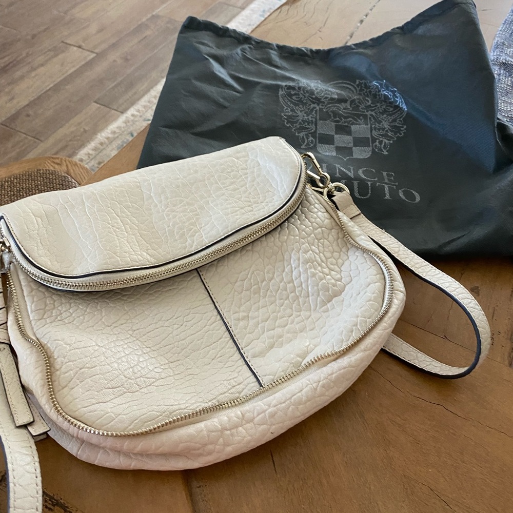 Like New! Vince Camuto Lamb Leather Crossbody Bag - “Cory”